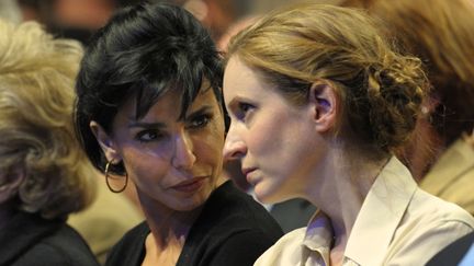 Rachida Dati et Nathalie Kosciusko-Morizet, lors d'un meeting UMP pr&egrave;s de Nantes (Loire-Atlantique), le 27 mars 2012. (PHILIPPE WOJAZER / REUTERS)