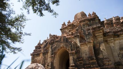 L'ancien temple de&nbsp;Myauk Guni, fortement endommagé. (YE AUNG THU / AFP)