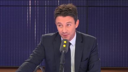 Le porte-parole du Gouvernement, invité du 8h30 Fauvelle-Dély, mardi 18 décembre.&nbsp; (FRANCEINFO / RADIOFRANCE)