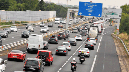 &nbsp; (Ce samedi s'annonce une nouvelle fois très dense sur les routes, en particulier le long de la Méditerranée © MaxPPP)