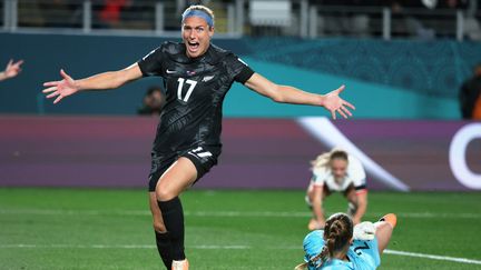 La Néo-Zélandaise Hannah Wilkinson, unique buteuse du match d'ouverture contre la Norvège (1-0), le 20 juillet 2023 à Auckland. (MARTY MELVILLE / AFP)