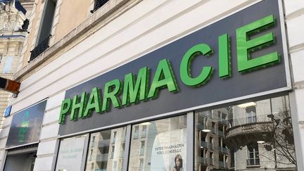 Une pharmacie à Pau. Image d'illustration. (FLORENT VAUTIER / RADIO FRANCE)