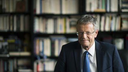 Le directeur de l'institut de relations internationales et stratégiques (IRIS), Pascal Boniface à Paris, le 20 mars 2015. (MARTIN BUREAU / AFP)