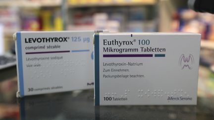 Le nouvelle formule du Levothyrox provoque des effets secondaires chez beaucoup de patients français. (JACQUES DEMARTHON / AFP)