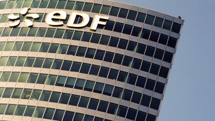 La tour EDF &agrave; La D&eacute;fense (Hauts-de-Seine) en 2010 (FOURMY MARIO / SIPA)