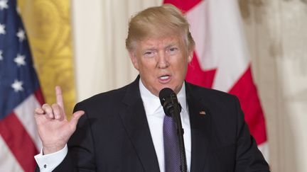 Donald Trump lors d'une conférence de presse en compagnie du Premier ministre canadien Justin trudeau, à Washington (Etats-Unis), le 13 février 2017. (SAUL LOEB / AFP)