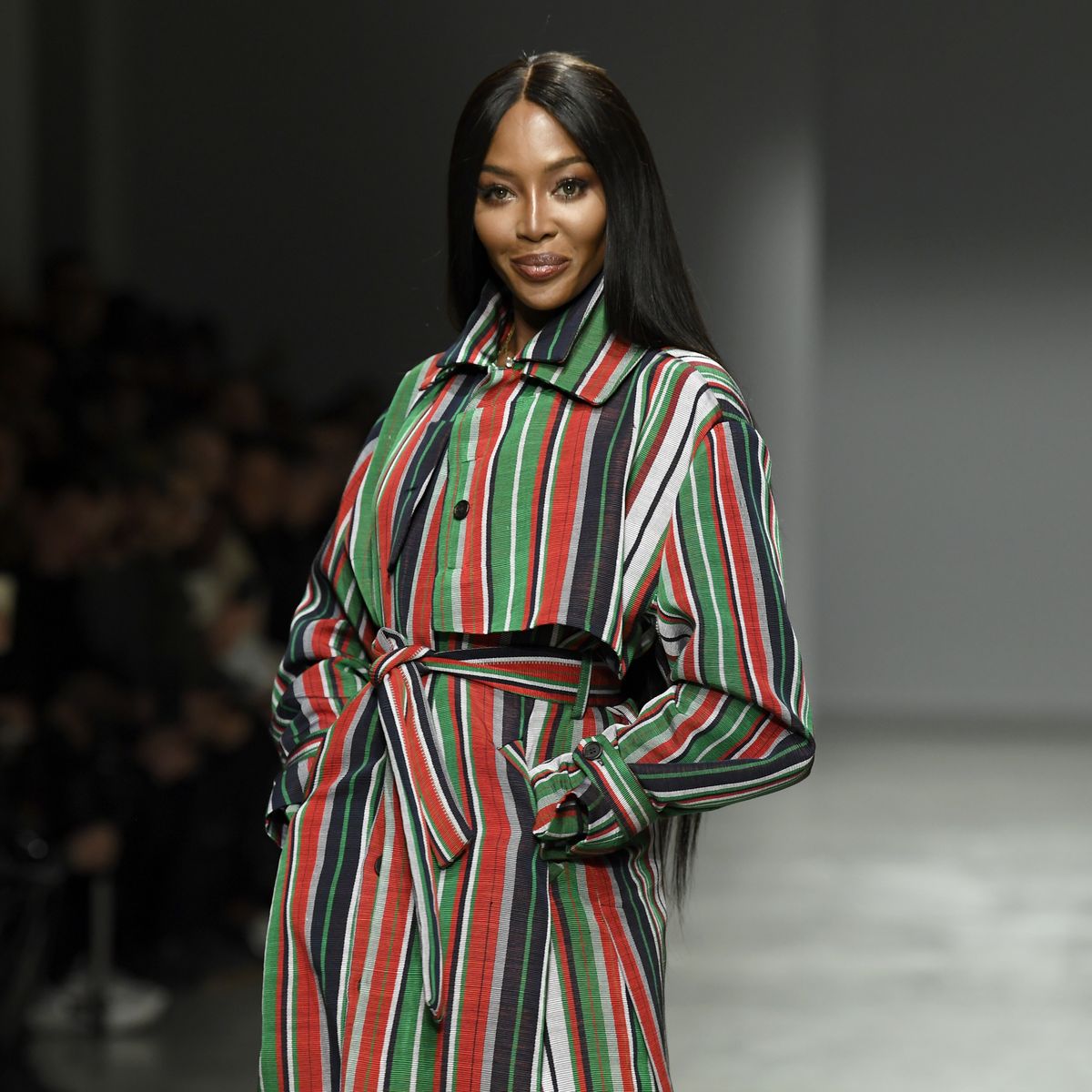 Fashion Week Hiver 2020 21 La Mode Africaine A Paris Sublimee Par Naomi Campbell Sur Le Podium De Kenneth Ize