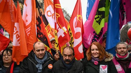 La réforme des retraites provoque un boom d'adhésion dans les syndicats (de gauche à droite, les leaders de la CFDT Laurent Berger, la CGT , Philippe Martinez, et Sud Murielle Guilbert et Simon Duteil, dans la manifestation du 19 janvier 2023). (CHRISTOPHE ARCHAMBAULT / AFP)