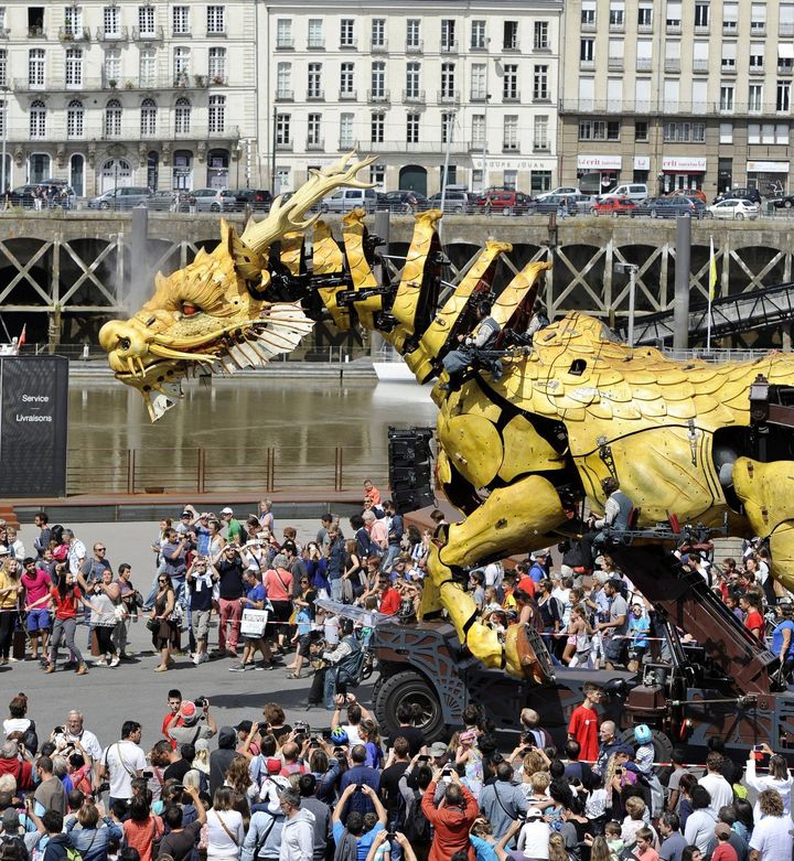 Le cheval-dragon Long Ma à Nantes le 15 août 2015
 (PHOTOPQR/OUEST FRANCE)