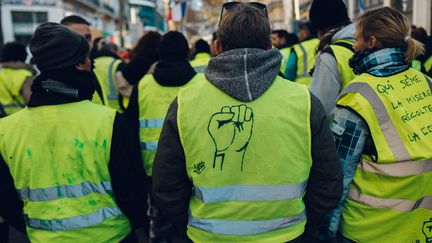 Des "gilets jaunes" manifestent à Marseille (Bouches-du-Rhône), le 15 décembre 2018.&nbsp; (THEO GIACOMETTI / HANS LUCAS / AFP)