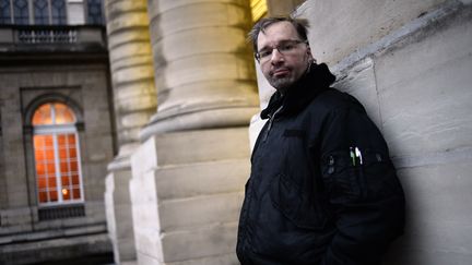 Maxime Gaget, le 29 janvier 2015 &agrave; Paris. Il s'est dit satisfait le 28 mai 2015 de la condamnation de son ex-compagne pour des violences conjugales qu'il a subies pendant quinze mois. (STEPHANE DE SAKUTIN / AFP)