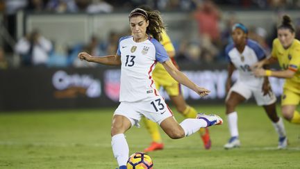 Alex Morgan sous le maillot des Etats-Unis (EZRA SHAW / GETTY IMAGES NORTH AMERICA)