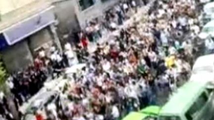 Manifestation en Iran, le 13 juin 2009 après la victoire contestée de Mahmoud Ahmadinejad à la présidentielle (© France 2)