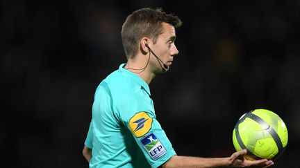 L'arbitre Clément Turpin dirigera le match entre l'Urugay et l'Arabie Saoudite, ce mercredi 20 juin. (JEAN-FRANCOIS MONIER / AFP)