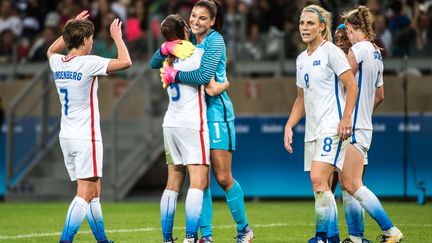 Les joueuses américaines célèbrent leur victoire face à la Nouvelle-Zélande (2-0), le 03 août 2016 à Belo Horizonte. (GUSTAVO ANDRADE / AFP)