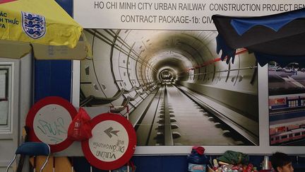 Pour lutter contre la crise des transports urbains, la ville d'Hô Chi Minh va se doter d'un métro, qui doit être inauguré en 2018. Les Japonais ont raflé le marché de sa construction. A Hanoï, l'Agence française de Développement finance la ligne pilote qui devrait fonctionner en 2019 pour un coût total estimé à quelque 1,3 milliard d'euros. (Catherine Le Brech)