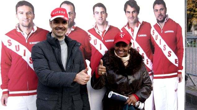 &nbsp; (Philippe et Denise, supporters suisses motivés et confiants © Radio France/Yann Bertrand)