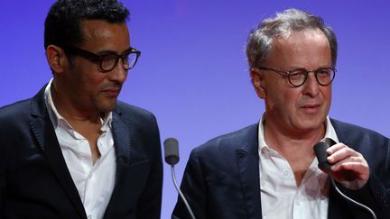 Lemine Ould Salem et François Margolin, les réalisateurs du documentaire "Salafistes", aux 21e Prix Lumières, le 8 février 2016 à Paris
 (François Mori / AP / SIPA)