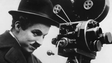 Charlie Chaplin pendant un tournage en 1920
 (picture-alliance //Newscom/MaxPPP)