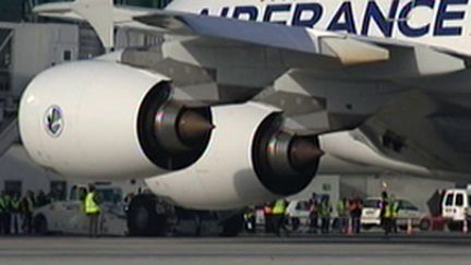 Le premier Airbus A380 d'Air France a atterri à New York vendredi 20 novembre à 13h07 locales, à l'aéroport Kennedy (F2)