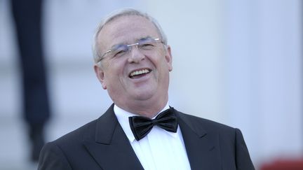 Le PDG de Volkswagen,&nbsp;Martin Winterkorn, lors d'un banquet &agrave; l'occasion de la visite de la reine d'Angleterre, &agrave; Berlin (Allemagne), le 24 juin 2015.&nbsp; (STEFANIE LOOS / REUTERS)