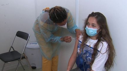 Covid-19 : la vaccination ouverte aux 12-18 ans dès le 15 juin