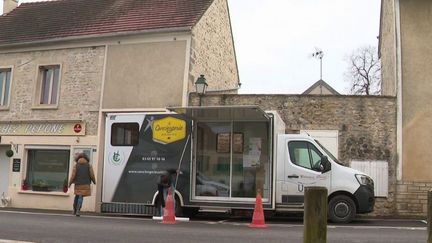 Ruralité : une conciergerie ambulante pour aider les villages en manque de commerces