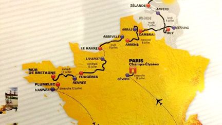 &nbsp; (Le Tour de France 2015 empruntera notamment les routes du Nord et de la Bretagne © RADIO FRANCE/Fabrice Rigobert)