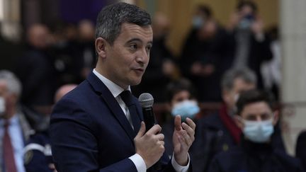 Le ministre de l'Intérieur Gérald Darmanin s'exprime lors de l'inauguration du chantier du nouvel hôtel de police de Nice (Alpes-Maritimes), le 10 janvier 2022. (DANIEL COLE / AFP)