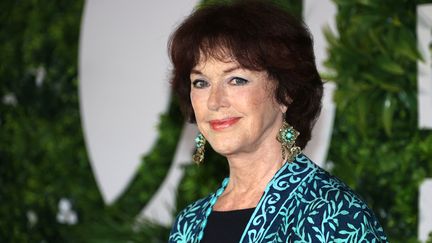 L'actrice française Anny Duperey pose pour l'émission "Une famille formidable" dans le cadre du 60e Festival de télévision de Monte-Carlo à Monaco, le 22 juin 2021. (VALERY HACHE / AFP)