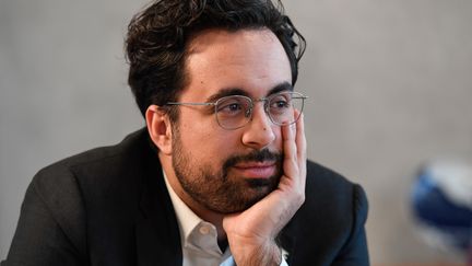 Mounir Mahjoubi, secrétaire d'Etat au Numérique, lors d'une interview au ministère de l'Economie, le 21 février 2019. (BERTRAND GUAY / AFP)