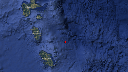 Un séisme de magnitude 5,3 s'est produit à une soixantaine de kilomètres de la Martinique, vendredi 28 septembre. (RESEAU NATIONAL DE SURVEILLANCE SISMIQUE / FRANCEINFO)