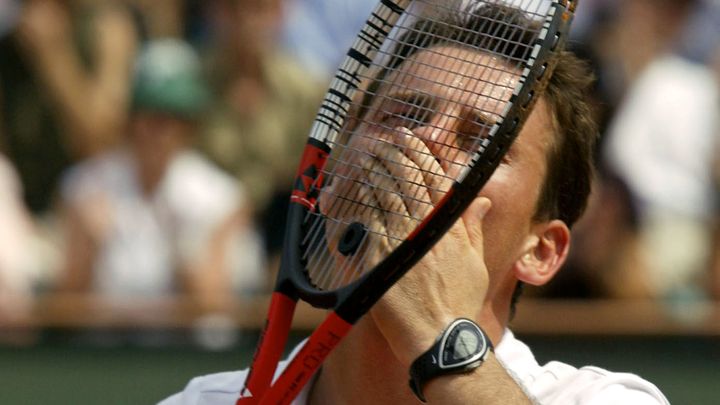 Le joueur roumain Andrei Pavel, le 2 juin 2002 &agrave; Roland-Garros. (JEAN-LOUP GAUTREAU / AFP)