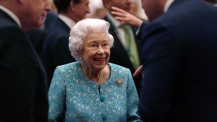 La reine Elisabeth II au&nbsp;Sommet mondial de l'investissement au château de Windsor (Grande-Bretagne), le 19 octobre 2021. (ALASTAIR GRANT / POOL via AFP)