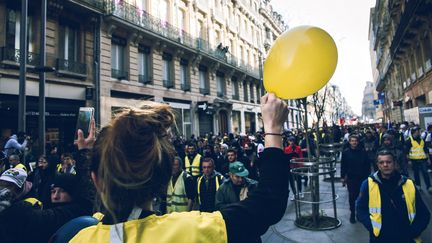 Une manifestation de "gilets jaunes", le 9 février 2019, à Toulouse (Haute-Garonne).&nbsp; (VALENTIN BELLEVILLE / HANS LUCAS)