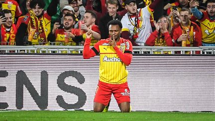 Loïs Openda, auteur d'un triplé lors de la victoire de Lens contre Toulouse (3-0), le 28 octobre 2022 au stade&nbsp;Bollaert-Delelis. (MATTHIEU MIRVILLE / MATTHIEU MIRVILLE)