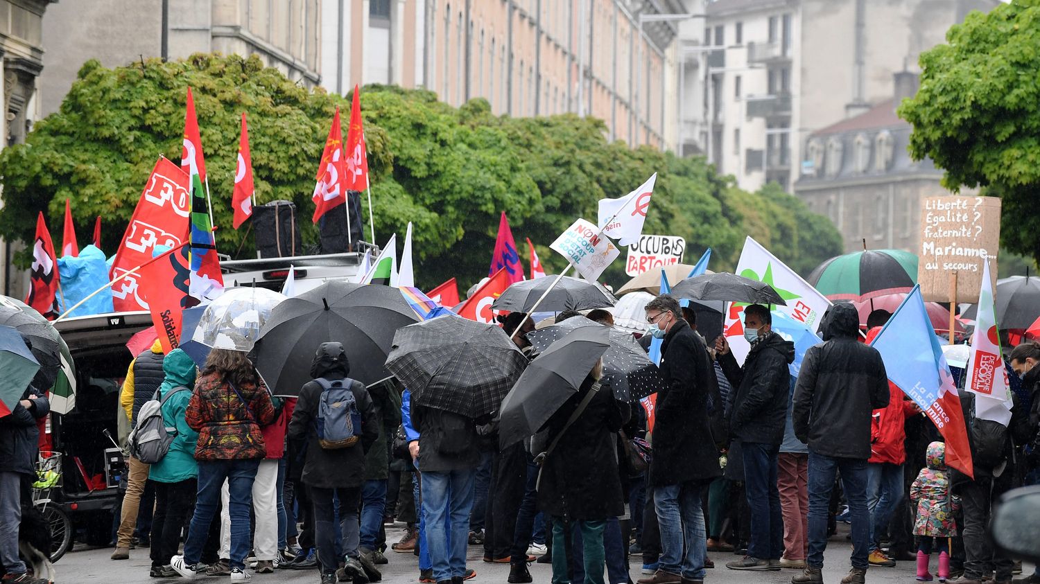 Manifestations du 1erMai des milliers de personnes dans les rues