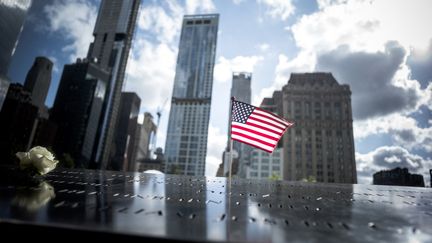 Le mémorial des attentats du 11 septembre 2001 à Manhattan, le quartier des affaires de New York. (ARTHUR NICHOLAS ORCHARD / HANS LUCAS)