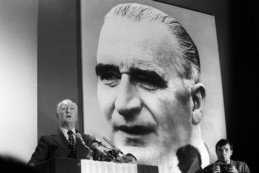 Pierre Messmer prononce un discours à Provins, le 7 janvier 1973. (AFP)