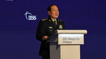 Le ministre chinois de la Défense, Wei Fenghe, le 12 juin 2022, à Singapour.&nbsp; (ROSLAN RAHMAN / AFP)