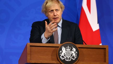 Boris Johnson, ici le 29 mars 2021, veut mettre en place un système de passeport vaccinal. (HOLLIE ADAMS / POOL)