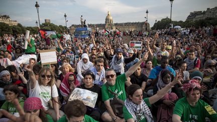 &nbsp; (La manifestation parisienne de mercredi dernier a rassemblé des milliers de personnes, à Paris. © MaxPPP / Xavier de Torres)