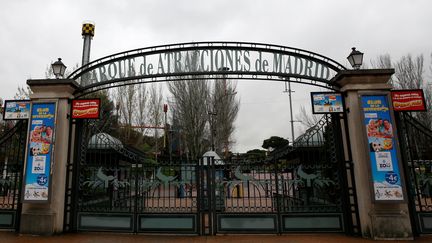 L'entrée du&nbsp;Parque de&nbsp;Atracciones&nbsp;de&nbsp;Madrid, en Espagne, le 20 avril 2016.&nbsp; (SERGIO PEREZ / REUTERS)