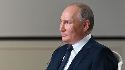 Le Président russe Vladimir Poutine donne une interview à NBC à Moscou (Russie) le 14 juin 2021. (MAKSIM BLINOV / SPUTNIK / AFP)