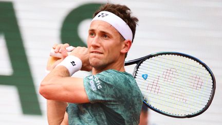 Le Norvégien Casper Ruud s'est incliné face à Rafael Nadal en finale de Roland-Garros, le 5 juin 2022. (IBRAHIM EZZAT / NURPHOTO via AFP)