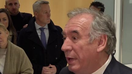 Procès des assistants parlementaires européens : François Bayrou relaxé (France Info)