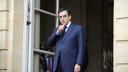 François Fillon attendant le président chinois Hu Jintao à l'hôtel Matignon, à Paris, le 5 novembre 2010 (AFP PHOTO / BERTRAND GUAY)