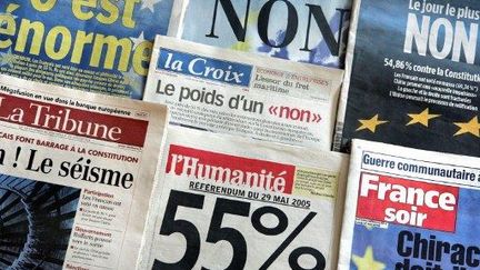 La une de la presse au lendemain du référendum du 29 mai 2005 (AFP)