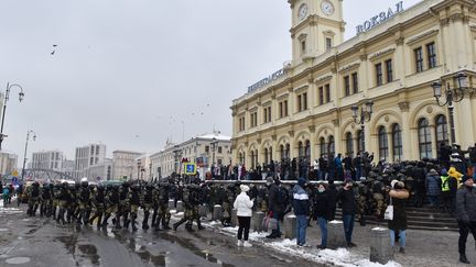 Une manifestation en soutien à l'opposant Alexeï Navalny à Moscou (Russie), le 31 janvier 2021. (VASILY MAXIMOV / AFP)