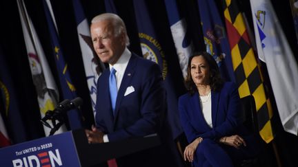 Joe Biden et Kamala Harris lors d'une conférence de presse à Wilmington (Delaware, Etats-Unis), le 12 août 2020. (OLIVIER DOULIERY / AFP)